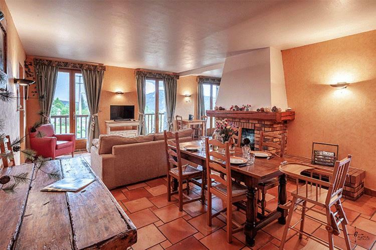 Les Alisiers Apartment Монклар Екстериор снимка